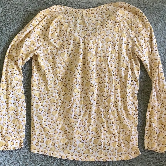 Style & Co Yellow Roses Floral Long Sleeved Tee Shirt Resale Size Medium - Picture 9 of 16